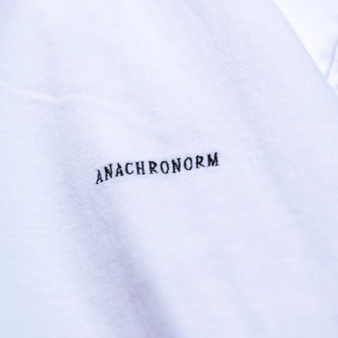 【ANACHRONORM】STANDARD EMB S/S T-S|NM-TS09