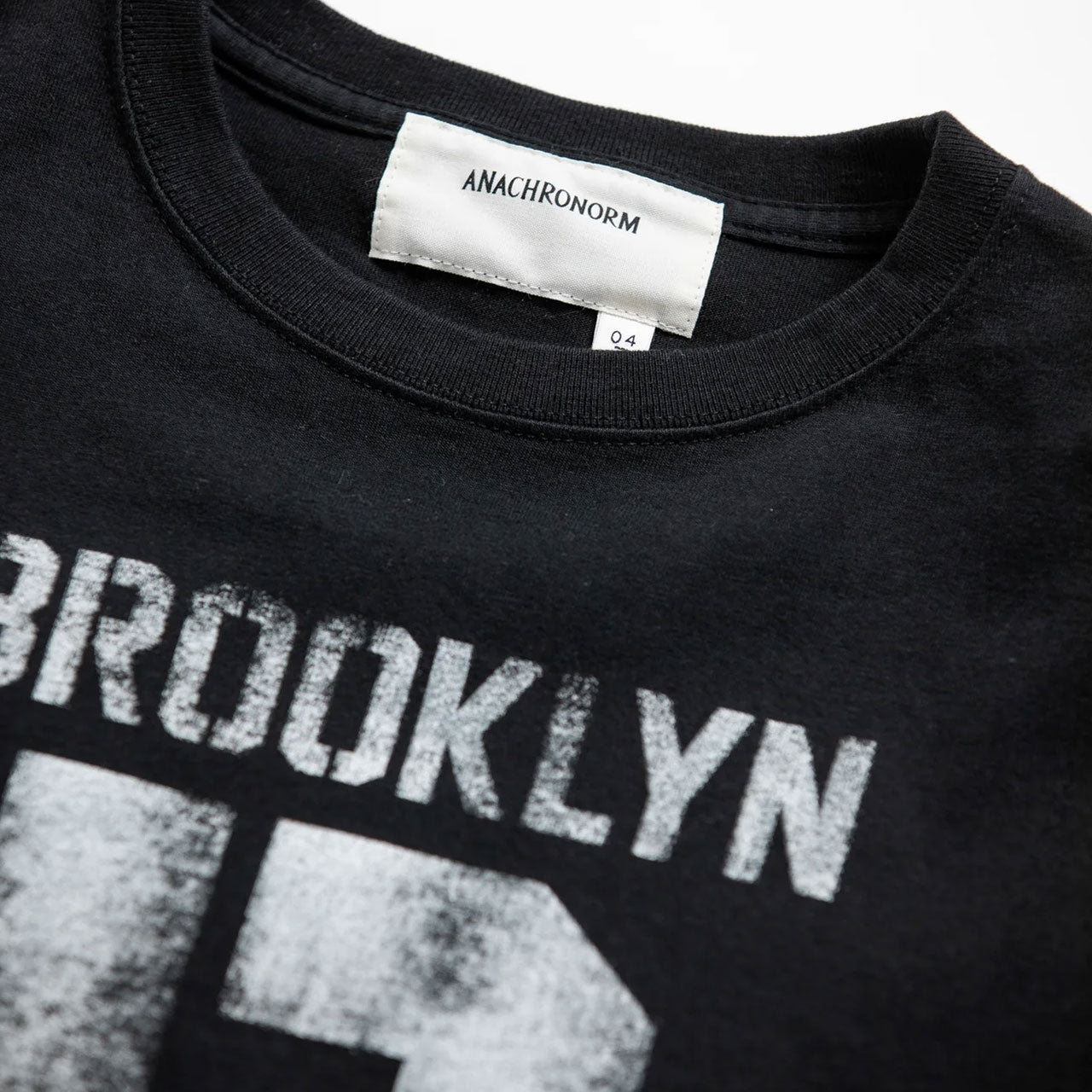 【ANACHRONORM】BROOKLYN PRINTED S/S T-S|AN365