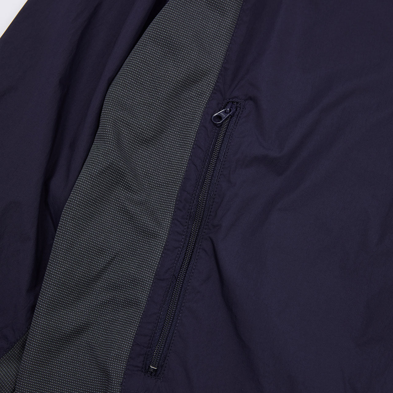 【rajabrooke】BERGUNA HOODIE JKT