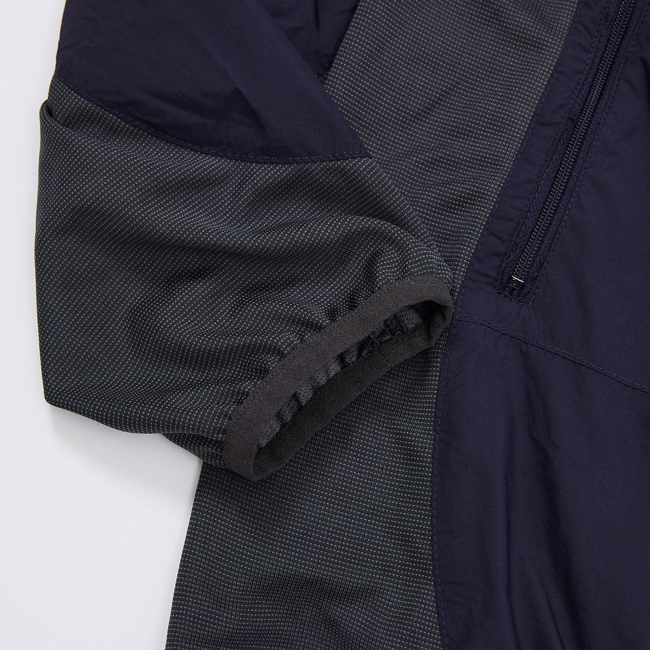 【rajabrooke】BERGUNA HOODIE JKT