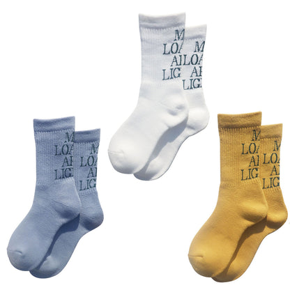 【MY LOADS ARE LIGHT】Text "M,L,A,L"