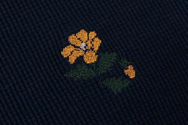 【SON OF THE CHEESE】Flower embroidery Thermal