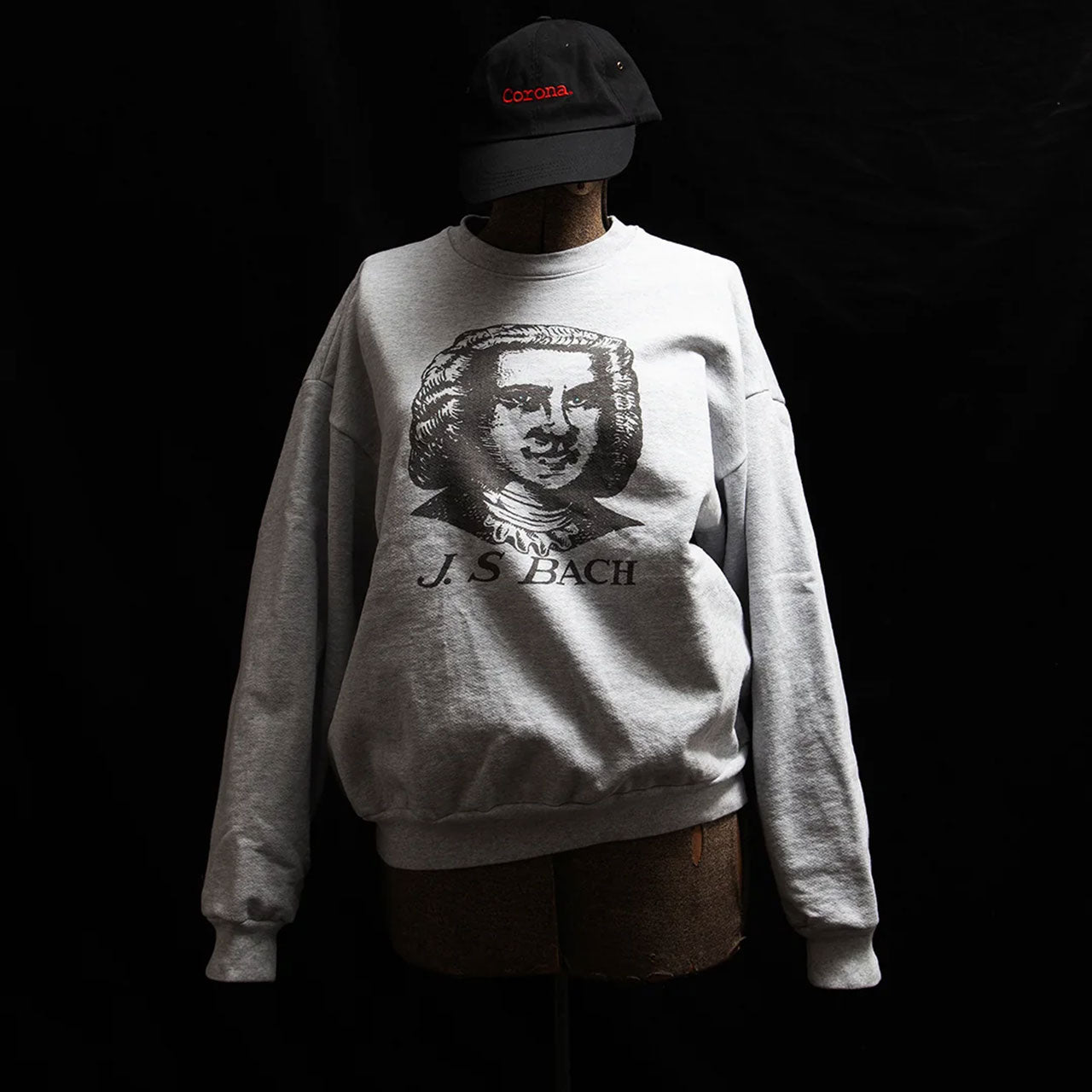 【THE CORONA UTILITY】PRINT SWEATSHIRT "J.S BACH" / Ash Grey｜CC007-26-01