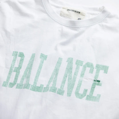 【ANACHRONORM】BALANCE COLLEGE PRINTED S/S T-S｜AN360